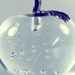 Glass-Apple-iPhone-5-wallpaper-igoldhouse